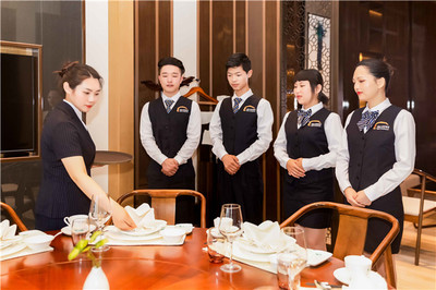 餐饮酒店管理专业学习指南 从餐饮服务入门到精通